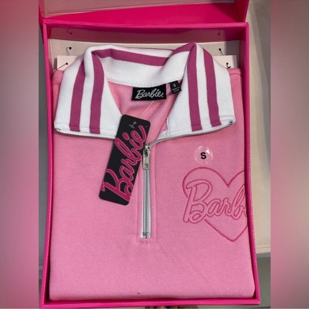 PINk BARBIE sweater white gift box Size M/L/XL - Picture 9 of 10